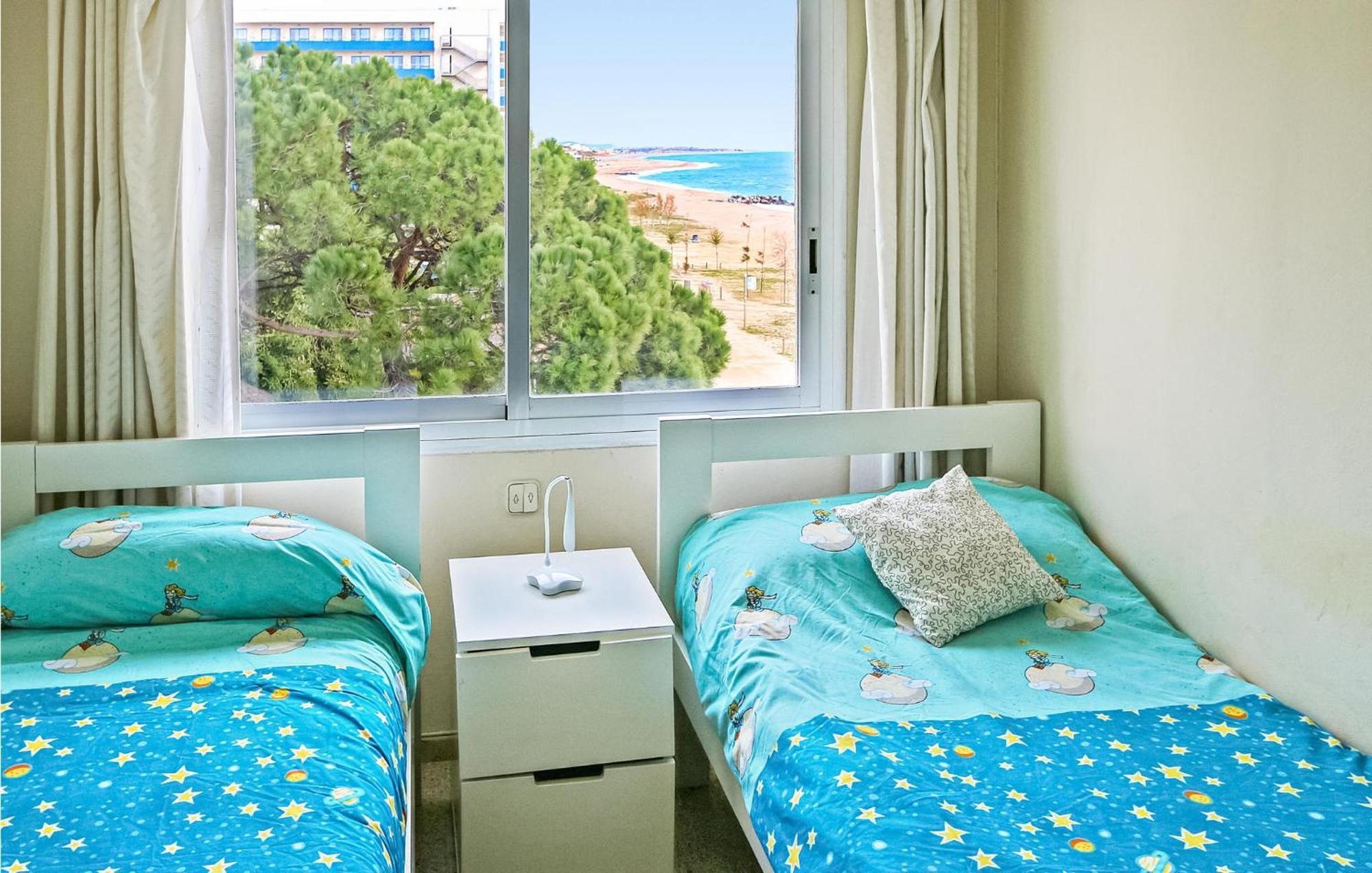 Awesome Apartment In Santa Susanna With Kitchen Exteriör bild
