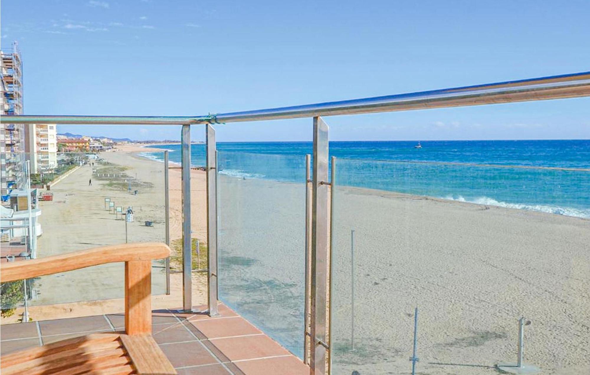 Awesome Apartment In Santa Susanna With Kitchen Exteriör bild